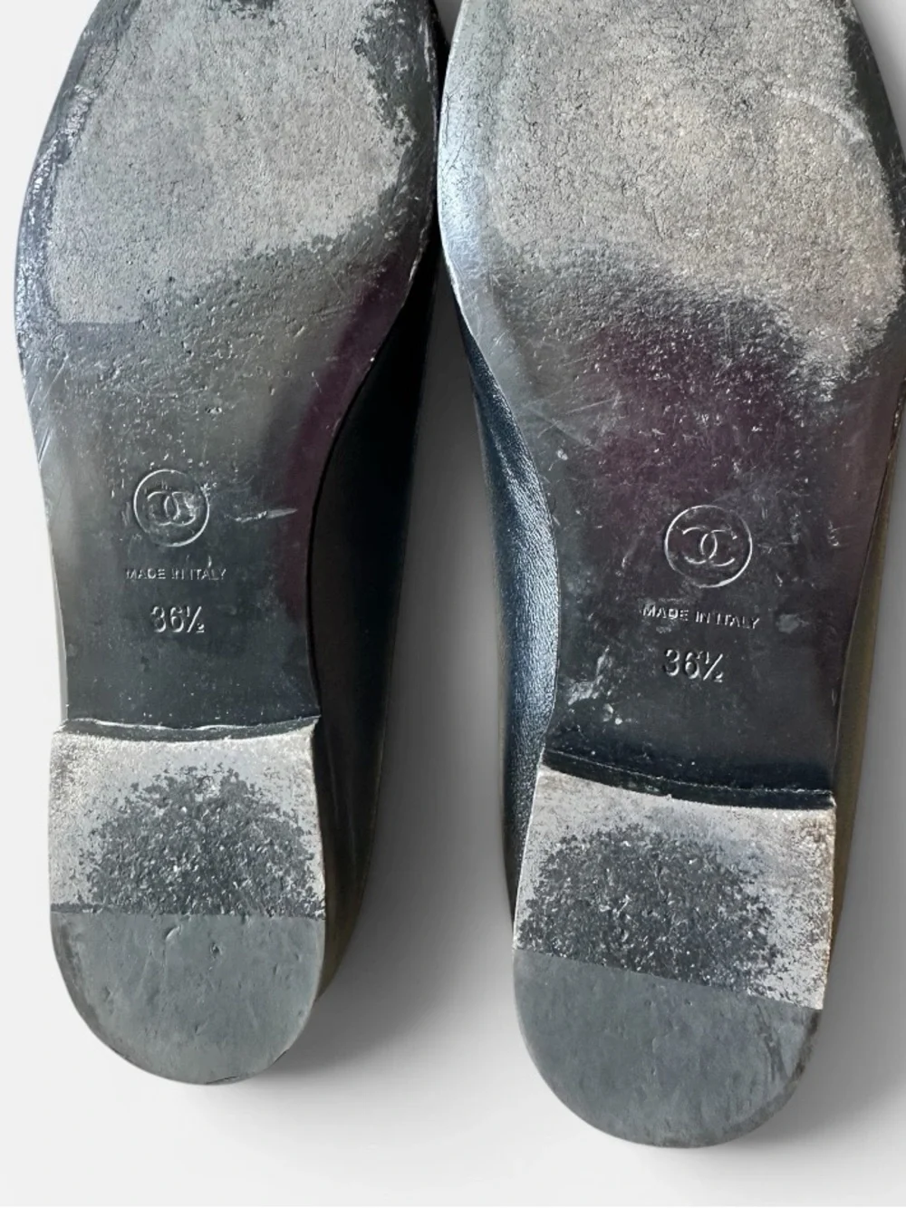 CHANEL Black Leather Cap-Toe Ballet Flats 36.5